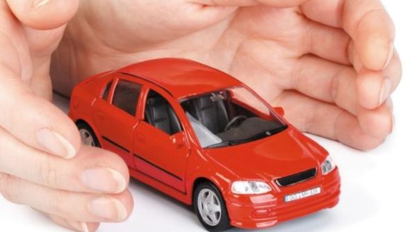 Peste câteva zile sute de mii de șoferi vor rămâne fără RCA. Ce trebuie făcut