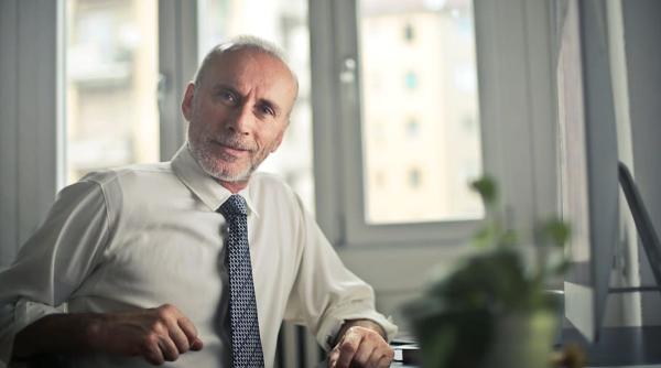 Activitatea PFA-urilor va putea fi considerată vechime. Legea, promulgată