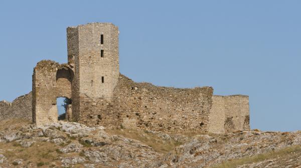 Descoperă România. Cetatea Enisala, din Dobrogrea, am moștenit-o de la romani