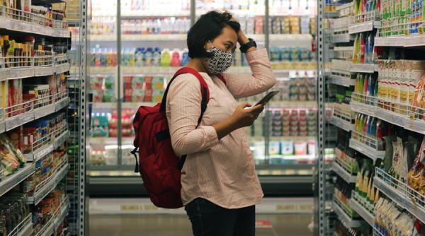 Isărescu: România nu intră în recesiune