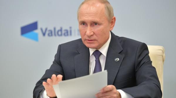 Rusia le recomandă cetăţenilor săi să evite călătoriile în Marea Britanie