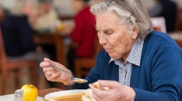 Ajutor financiar pentru pensionarii și salariații cu venituri mici