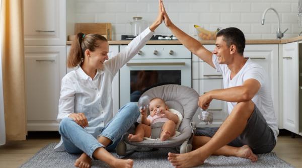 Programul Family Start. Bani pentru tinerele familii. Ce pot cumpăra