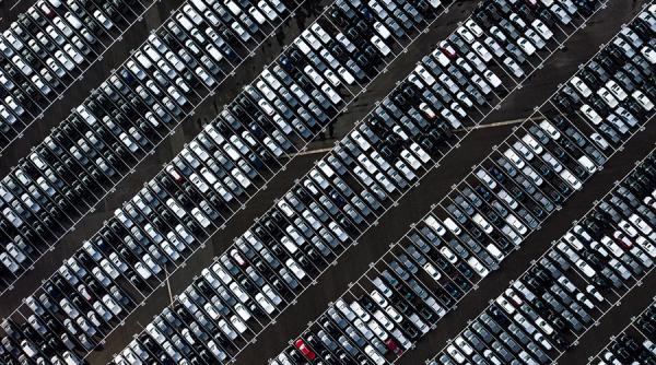 Piața auto europeană, în cădere liberă. Italia înregistrează cel mai puternic declin