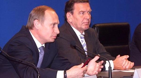 Schroder cedează presiunilor. Părăsește conducerea Rosneft