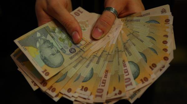 Câți români se pot descurca de la o leafă la alta? Acesta este răspunsul corect