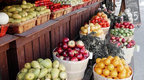 Creșterea prețurilor. Coșea: Guvernul ne pregătește pentru o perioadă mai complicată