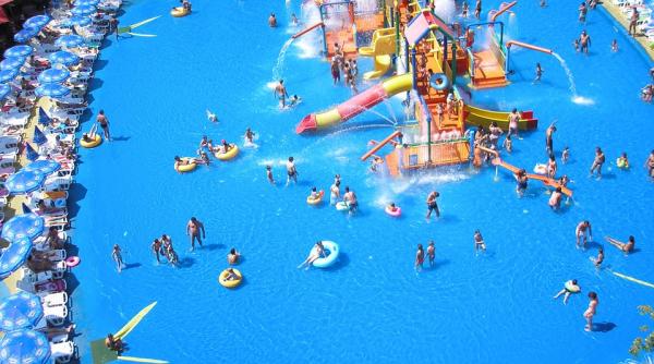 Vouchere de vacanţă 2022. Cardurile au început să fie încărcate, ce trebuie să ştie românii