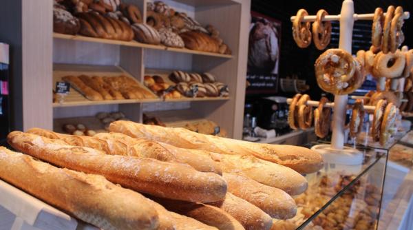 Cât va costa o pâine, după ce fermierii anunţă o producţie mai mică de cereale