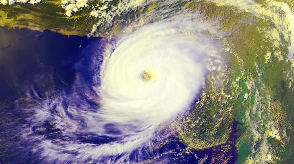 Vine ”URAGANUL ECONOMIC”, pregătiți-vă! Este sfatul unui mare bancher american