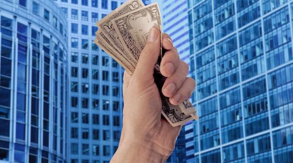 Șeful băncii Goldman Sachs vede numai ȘOCURI fără precedent în economie