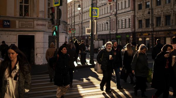 Moscoviții se mută la subsolurile blocurilor. Se cumpără orice spațiu, cât de mic