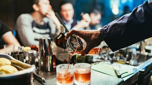 Băuturile alcoolice se vor scumpi. Uniunea Europeană majorează acciza