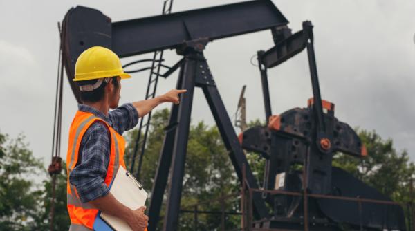 SUA vor taxarea suplimentară a profiturilor excesive ale companiilor petroliere