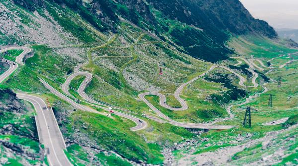 S-a redeschis circulaţia pe Transfăgărăşan