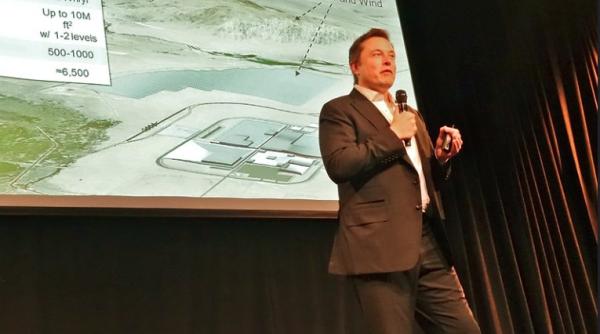 Elon Musk, dat în judecată pentru escrocherii cu monede virtuale