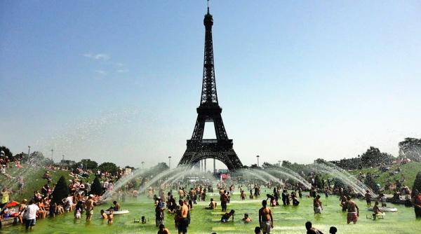 Urgie peste Europa. O ”cupolă de căldură” se deplasează spre nordul continentului