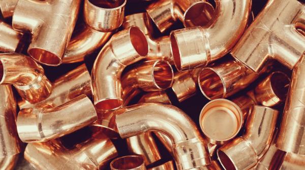 Semnal îngrijorător. Prețul cuprului se ”topește”