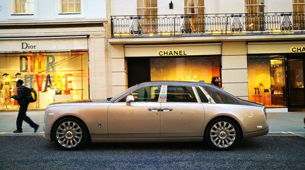 Unde sunt banii murdari ai oligarhilor ruși? Britanicii știu ei ce știu