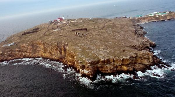 Acuzată, Moscova RECUNOAȘTE că a atacat din nou Insula Șerpilor