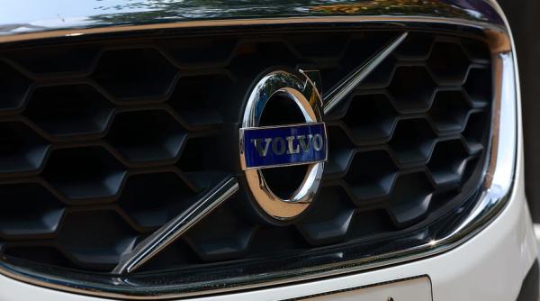 Volvo Cars întoarce spatele constructorilor europeni de automobile
