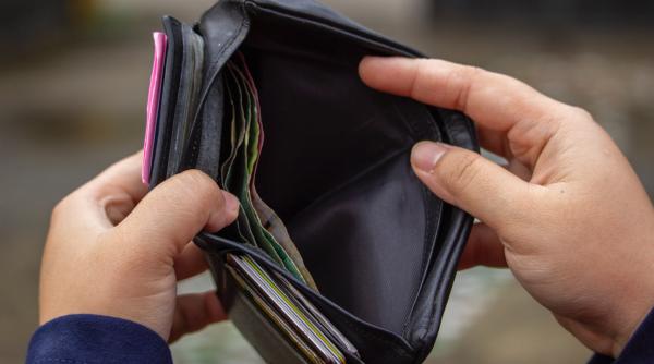 Informaţiile zilei despre salariile românilor. Anunţ oficial