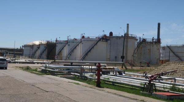 Saudiții își dublează importul de păcură din Rusia