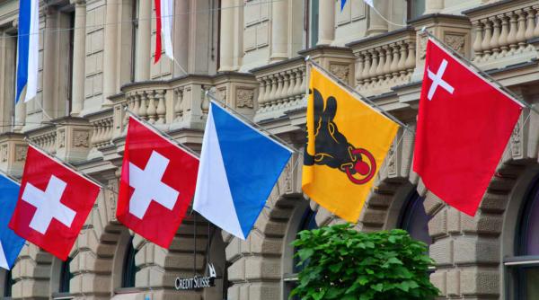 Băncile elvețiene, în panică din cauza unei directive europene