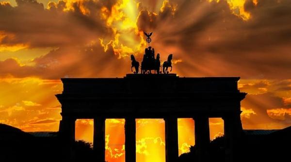 Germania stinge lumina: Toate monumentele din Berlin, învăluite în întuneric