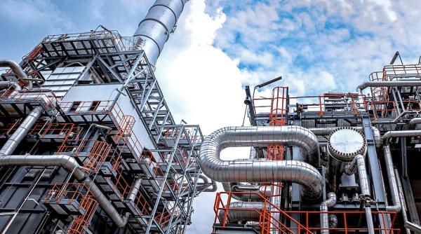 Oamenii tot mai săraci, în timp ce companiile energetice  înregistrează profituri uriașe  