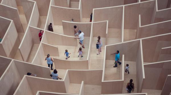 O nouă veste proastă! Adrian Negrescu: ”BNR se află cu spatele la zid”