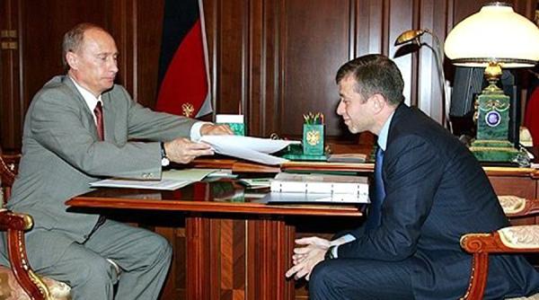 Roman Abramovici, forțat să se întoarcă în brațele lui Putin? Averea oligarhului se topește văzând cu ochii