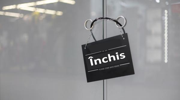 Magazinele ENEL și CEZ, închise luni