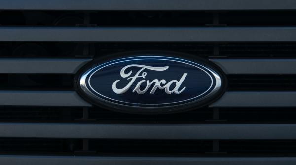 Compania Ford, condamnată să plătească 1,7 miliarde de dolari 