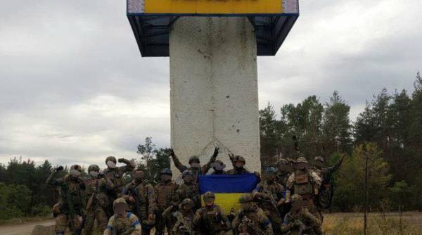 Atacul fulgerător al ucrainenilor a determinat retragerea a mii de militari ruși