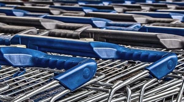 Spania: Supermarketurile refuză să înghețe prețurile la produsele de bază