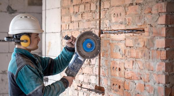 Construirea și modernizarea spitalelor se fac după noi reguli