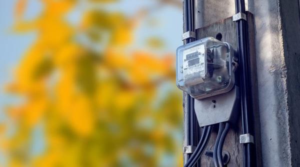 Factura la energie. Se schimbă formula de calcul. Anunț pentru românii care consumă peste 250 kwh