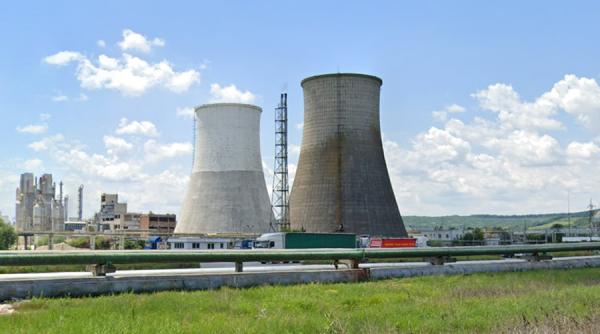 Chimcomplex a informat investitorii că demarează concedierile