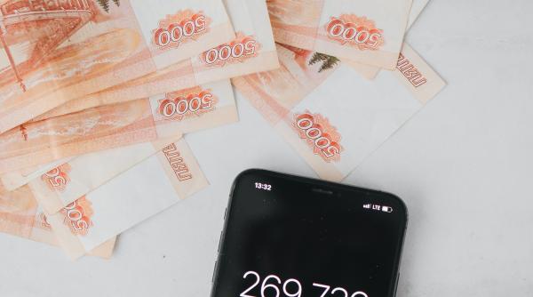 Rusia dă iama în pușculița strategică. Trebuie să acopere găurile din buget