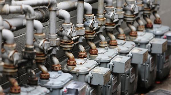 Expert: Așteptatele măsuri ale UE nu aduc facturi mai mici la electricitate și gaze