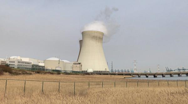 În plină criză energetică, Belgia mai închide un reactor nuclear