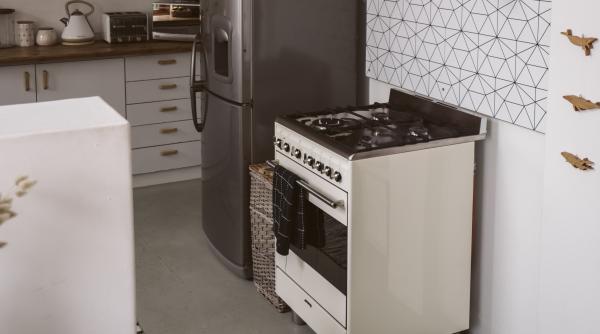 Vouchere de 4.000 lei pentru repararea locuinţei sau schimbarea electrocasnicelor