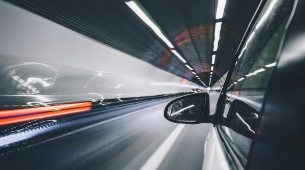 Taiwanezii de la Foxconn dezvăluie noile lor vehicule electrice