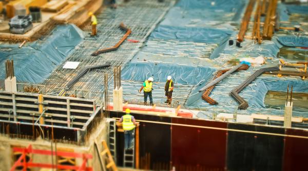 România, codaşă în UE la durata vieţii profesionale. Întrebare cheie adresată ministrului Muncii