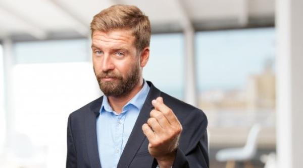 Salariul mediu crește cu 10,6%, dar scade cu 2% din cauza inflației