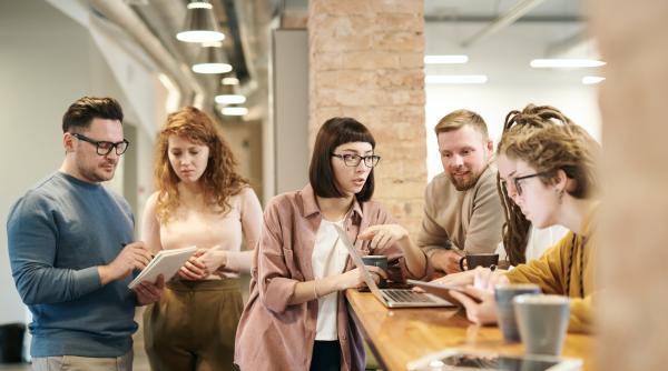 Dosar de pensie. Angajații cu un punctaj mai mare pentru stabilirea pensiei 