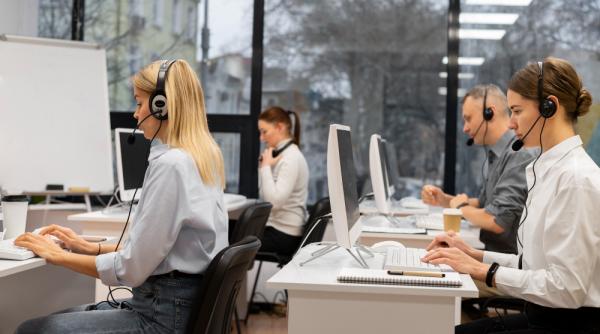 Beneficiarii de ajutoare de stat vor putea suna la un call-center