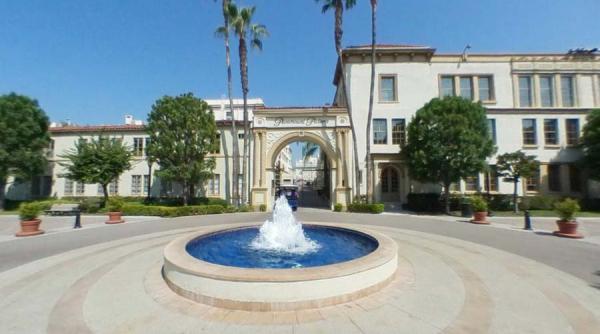 Acțiunile Paramount iau avânt după intervenția lui Warren Buffett