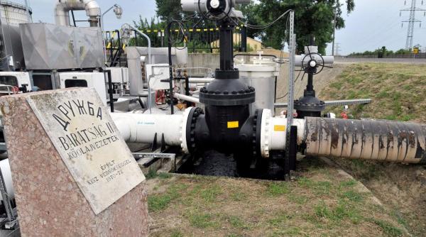 Prețul energiei scade în timp ce NATO îndeamnă la prudență